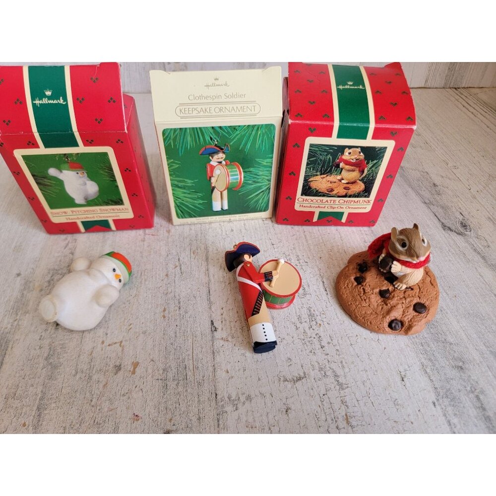 Hallmark vintage tin soldier squirrel cookie snowman ornament Xmas set